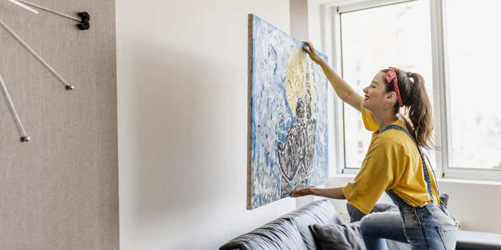 ▷ CÓMO colgar cuadros en el hogar  Consejos y tips para colgar cuadros en  las paredes de tu hogar