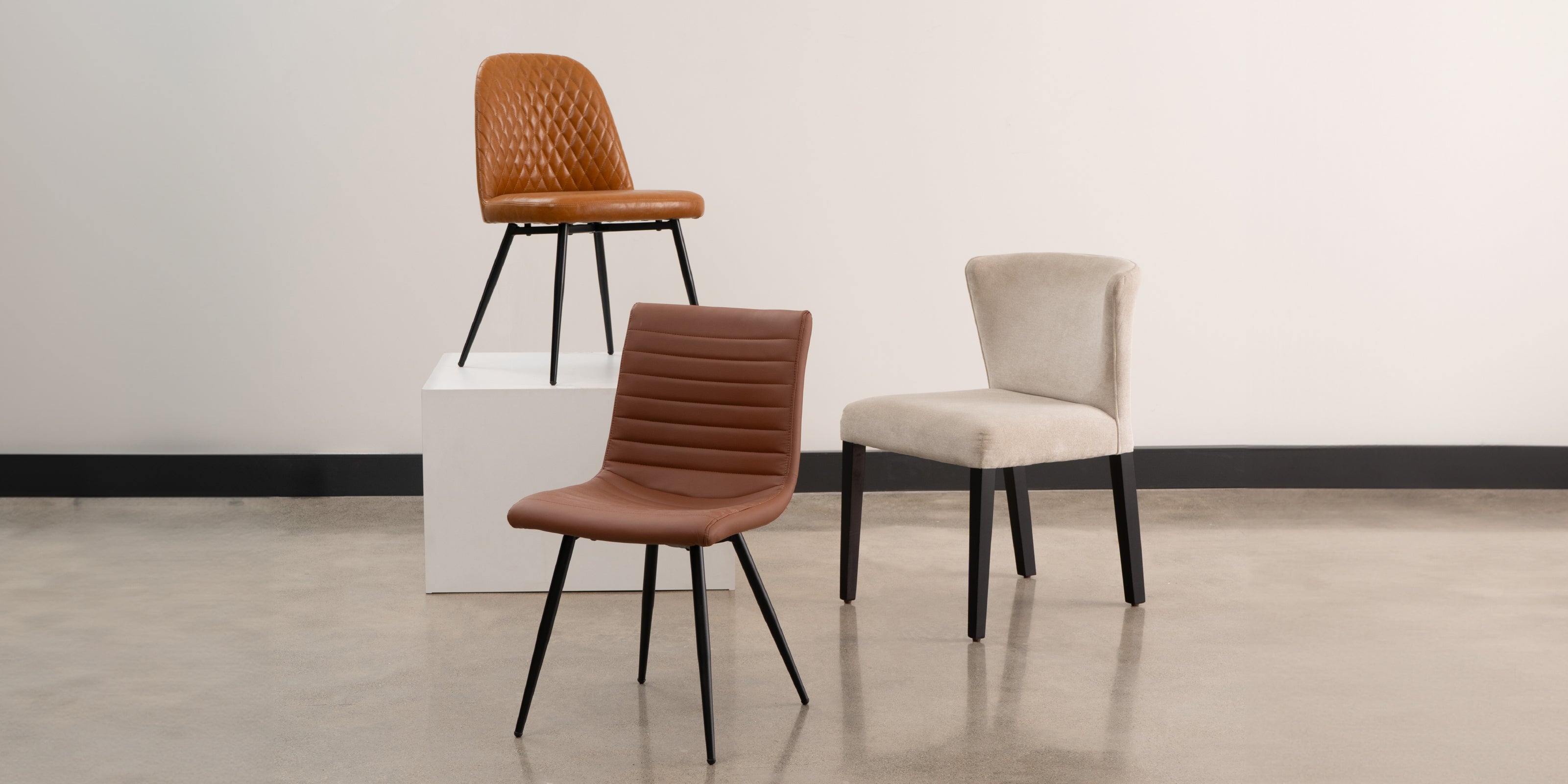 Sillas, Butacas & Bancos