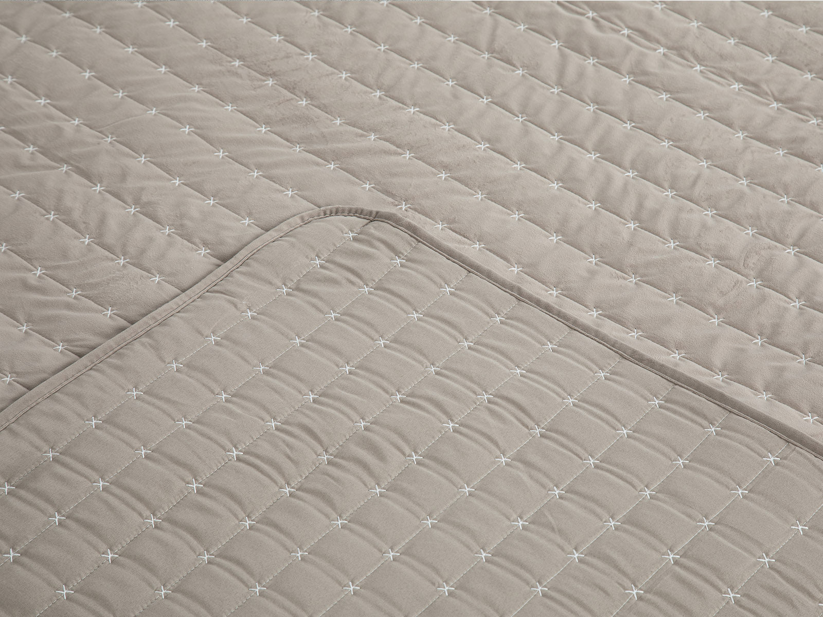 Cubrecama Velvet Cruz Harrison #Color_Tan