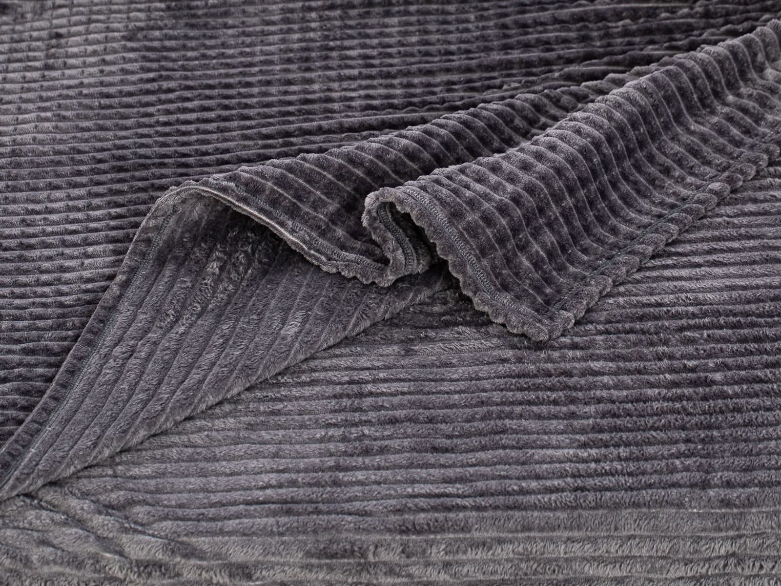 Cobija Microfleece Gris Cuadros