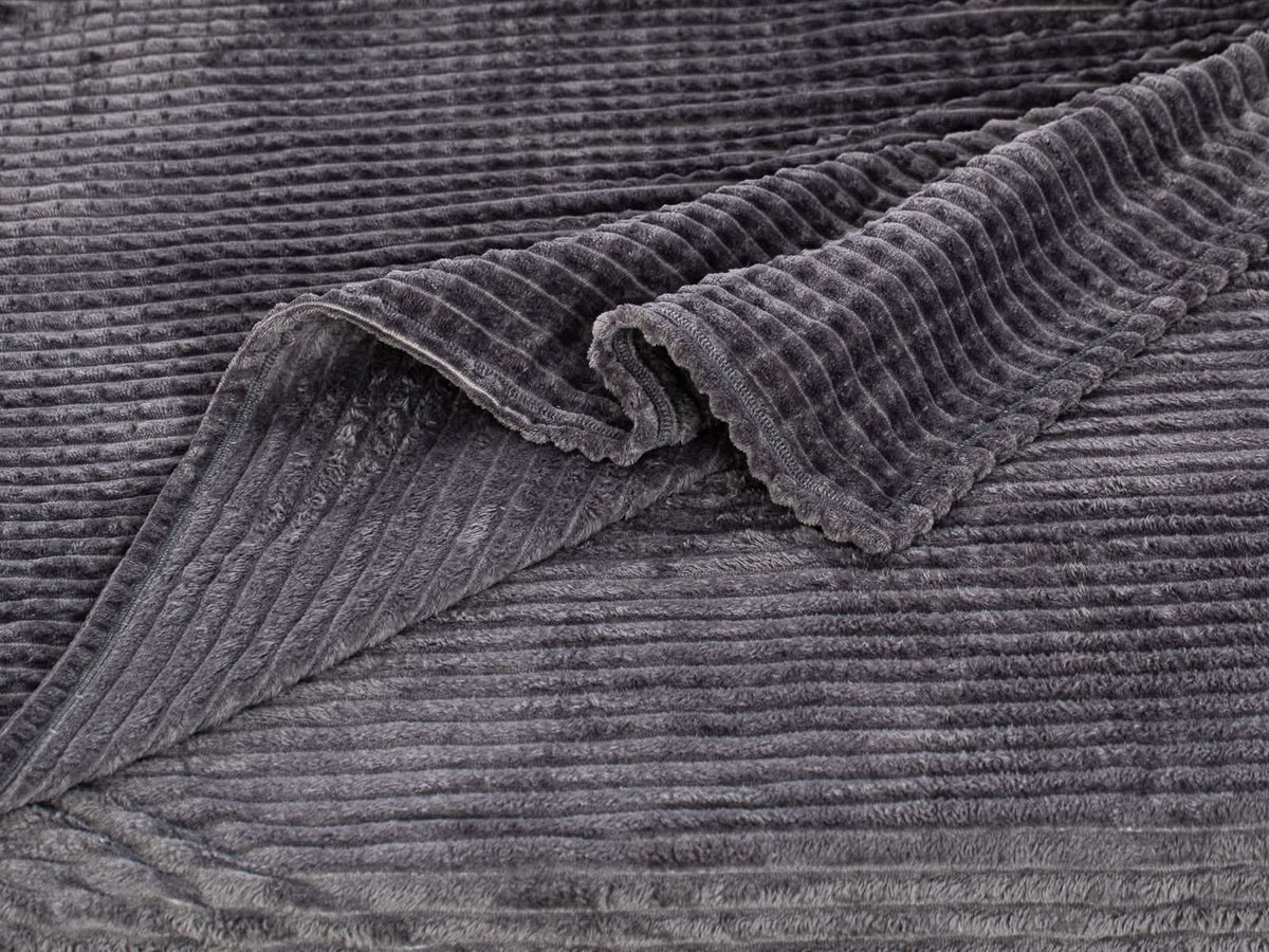 Cobija Microfleece Gris Cuadros