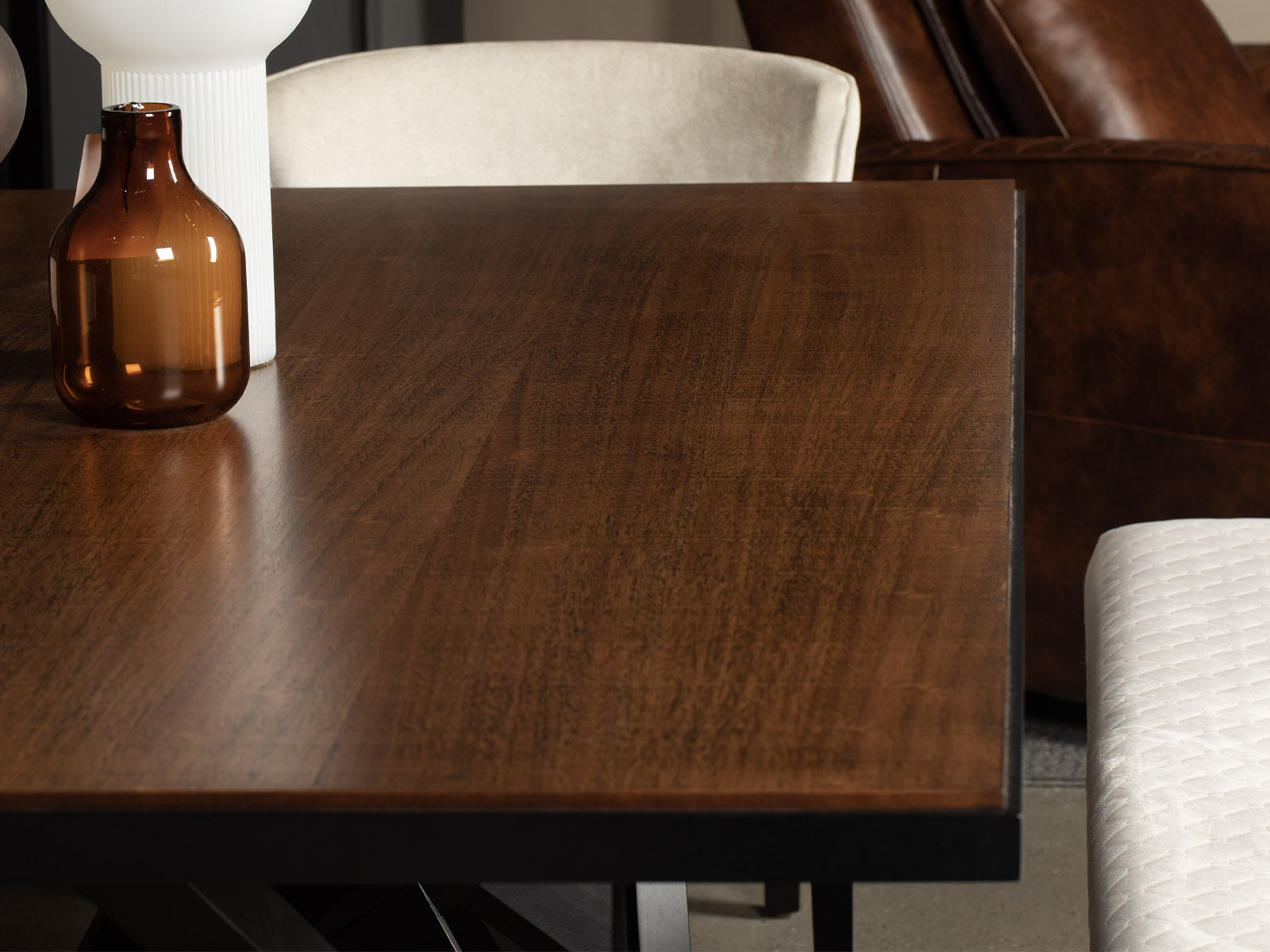 Mesa Comedor Calabria C/Honey Wash & Negro