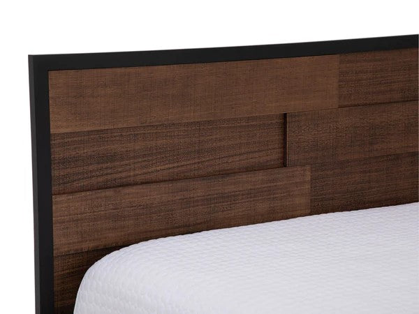 Cama Calabria Negro-Miel Wash