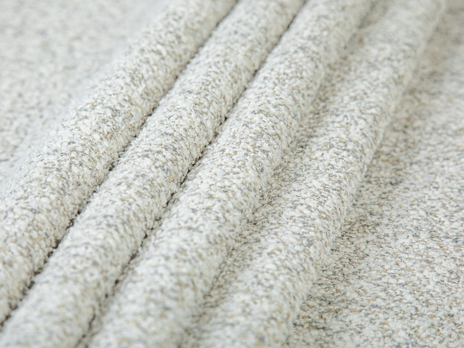 Loveseat Diana #Color_Linen"T32913"