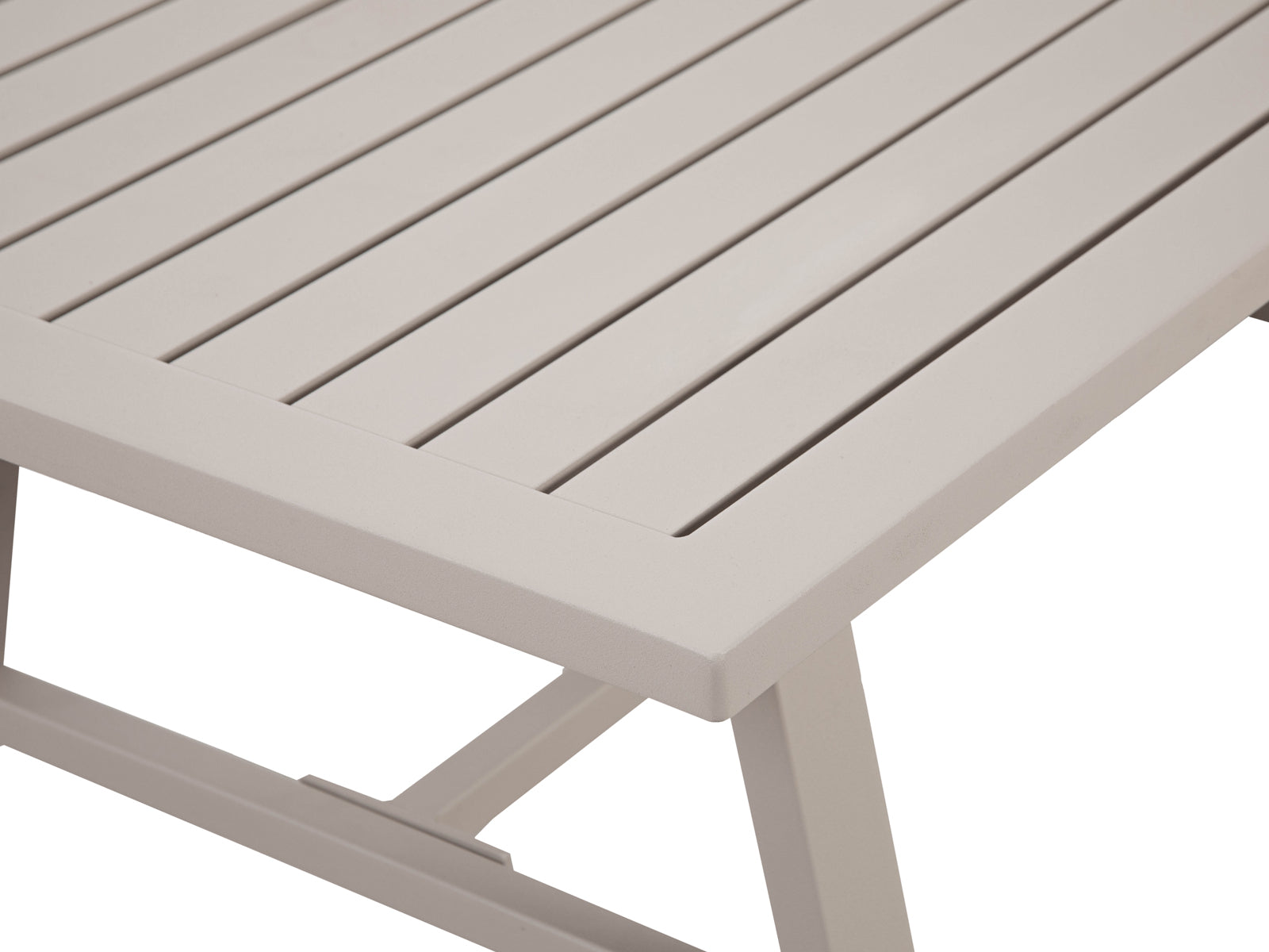 #Color_DarkKhaki"0440"