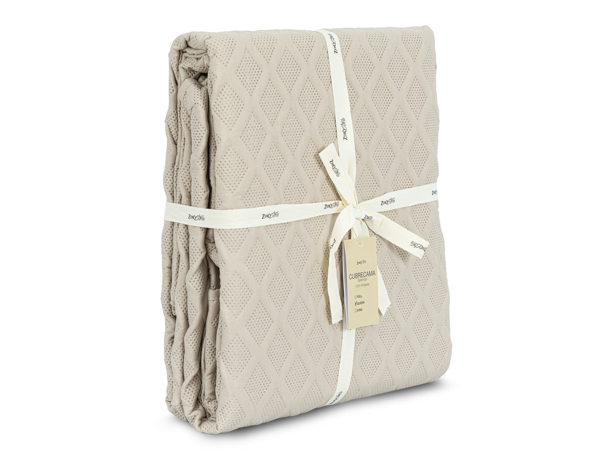 Cubrecama Splendor #Color_Beige Pinsonic