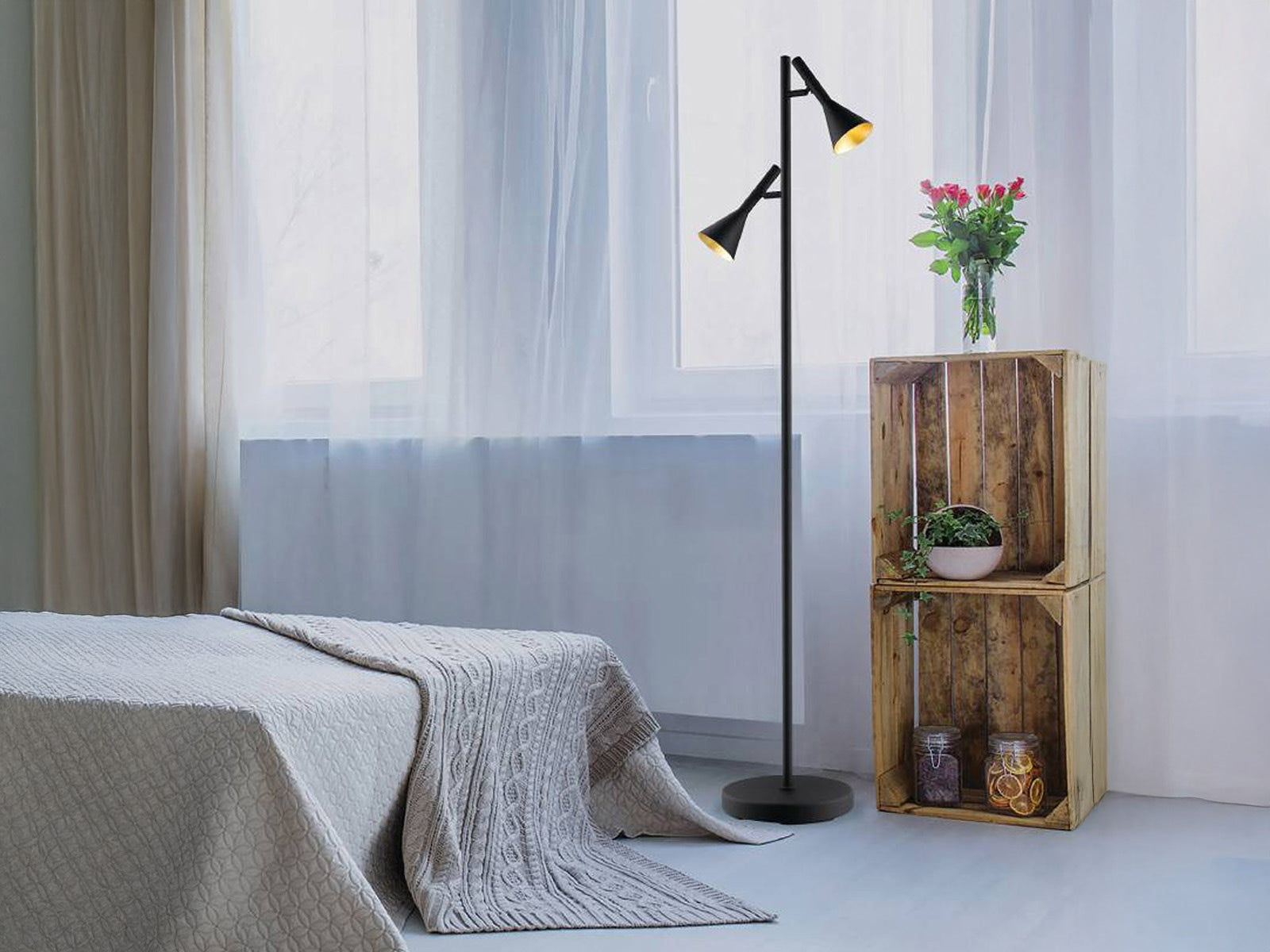 Lámpara de Pie Cortaderas